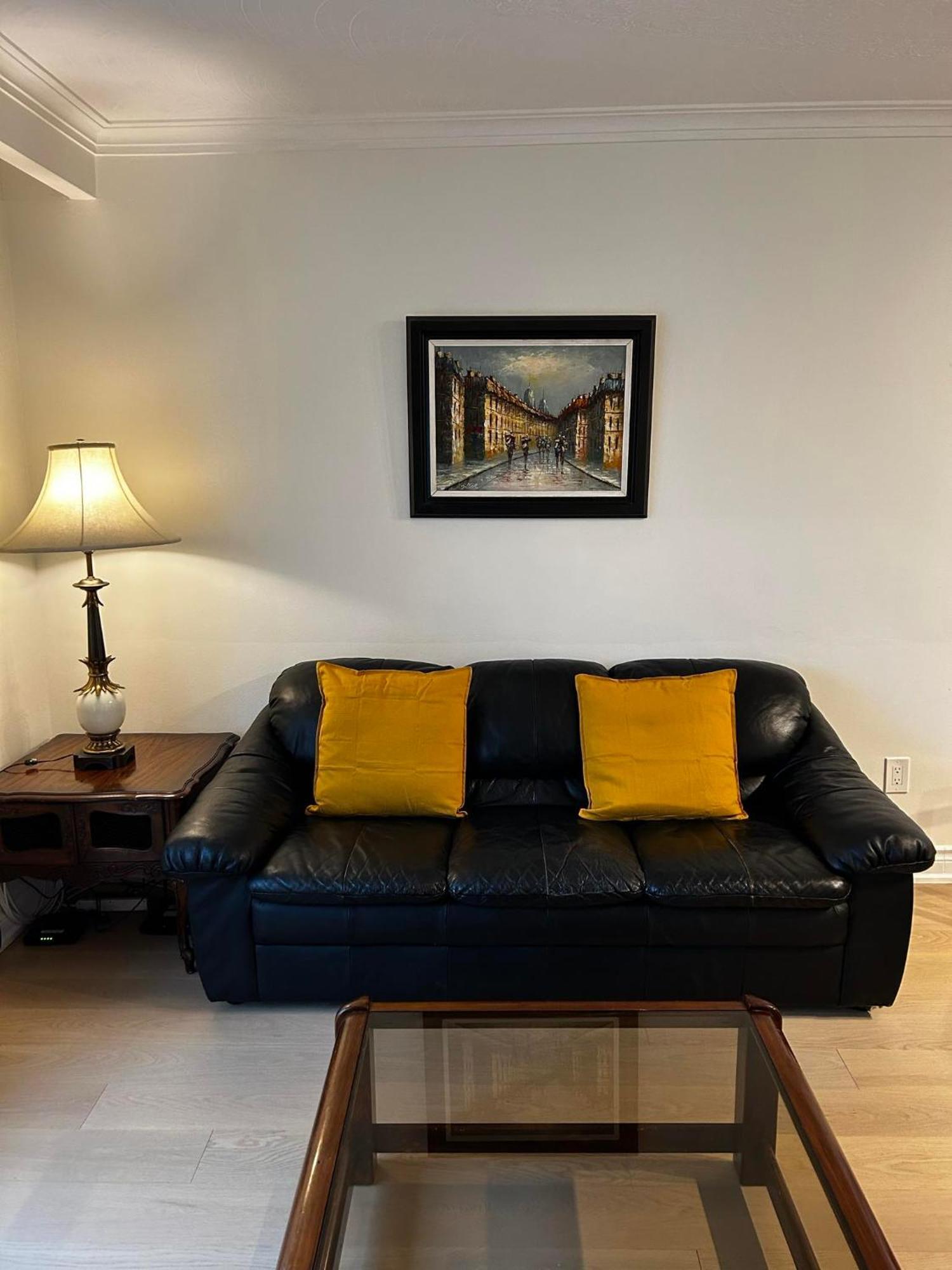 Peaceful Cosy Room With Garden View, Private Parking Toronto Ngoại thất bức ảnh